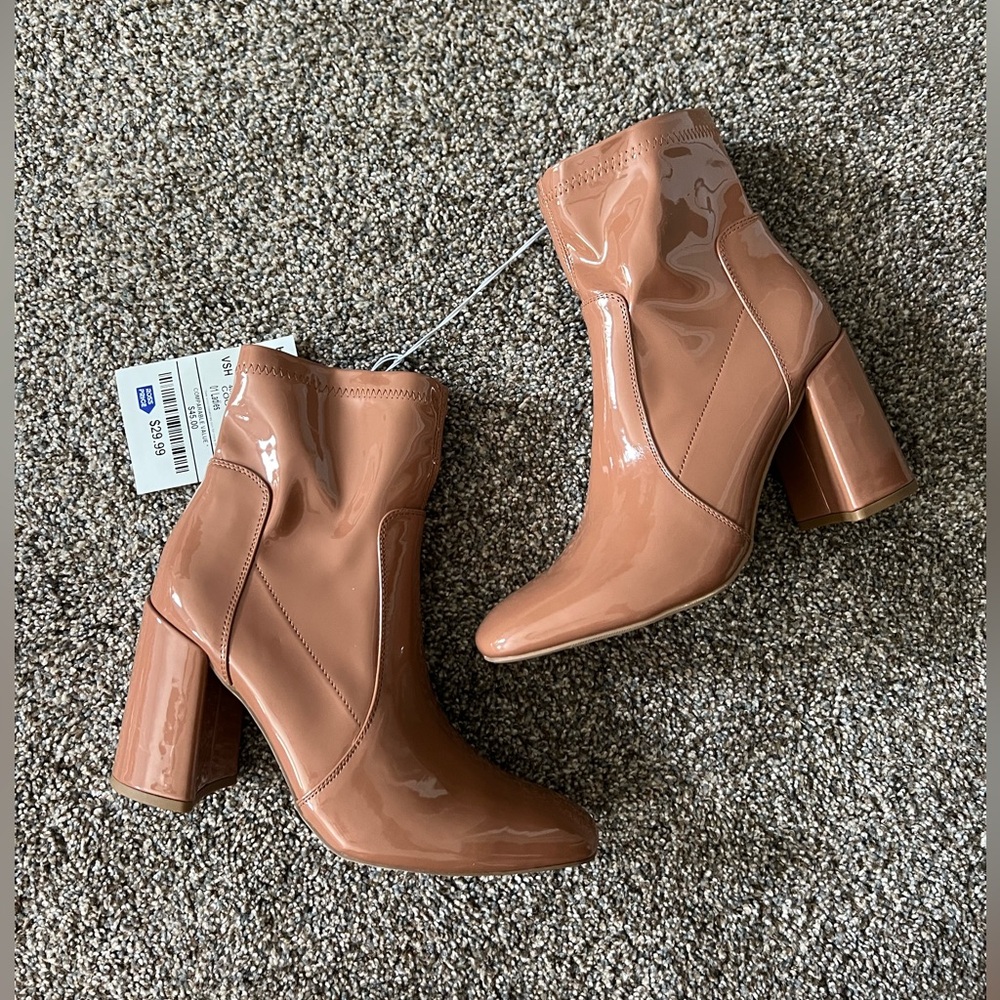 NWT Madden Girl Patent Leather Sock Booties